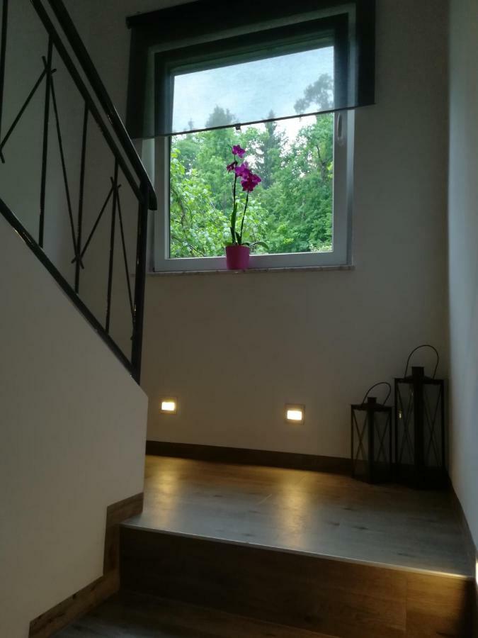 Apartments Justin เบลด ภายนอก รูปภาพ